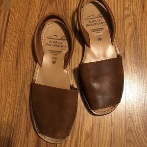 Tan Avarca Menorquina Sandal